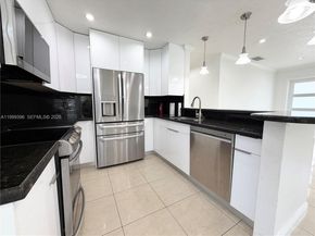 3250 SW 72 Ct, Miami FL 33155