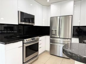 3250 SW 72 Ct, Miami FL 33155
