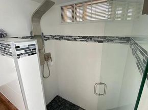 8031 NW 175th St, Hialeah FL 33015