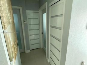8031 NW 175th St, Hialeah FL 33015