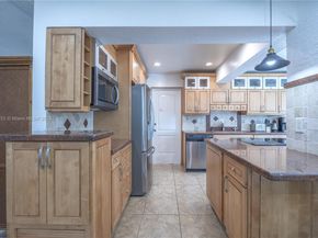 1690 NE 25th Ave, Pompano Beach FL 33062