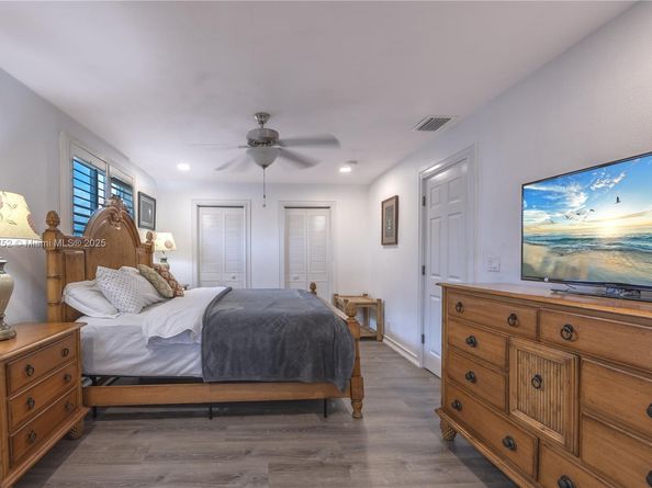 1690 NE 25th Ave, Pompano Beach FL 33062