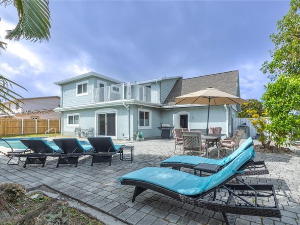 1690 NE 25th Ave, Pompano Beach FL 33062