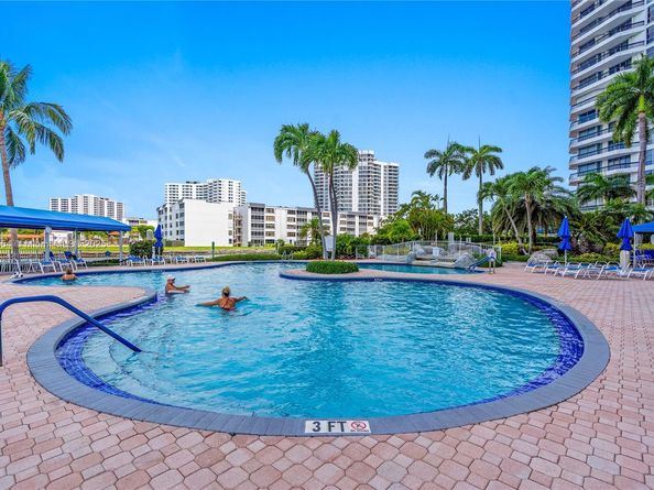 3530 Mystic Pointe Dr 1508, Aventura FL 33180