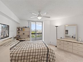 3530 Mystic Pointe Dr 1508, Aventura FL 33180