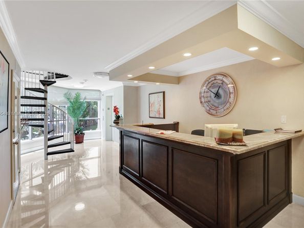 3530 Mystic Pointe Dr 1508, Aventura FL 33180