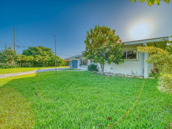 26811 SW 145th Ave, Homestead FL 33032
