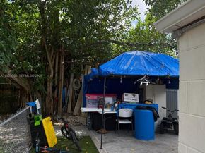 4326 NW 4th St, Miami FL 33126