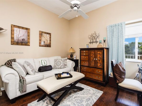 7702 Trent Dr 408, Tamarac FL 33321