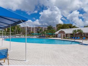 7702 Trent Dr 408, Tamarac FL 33321
