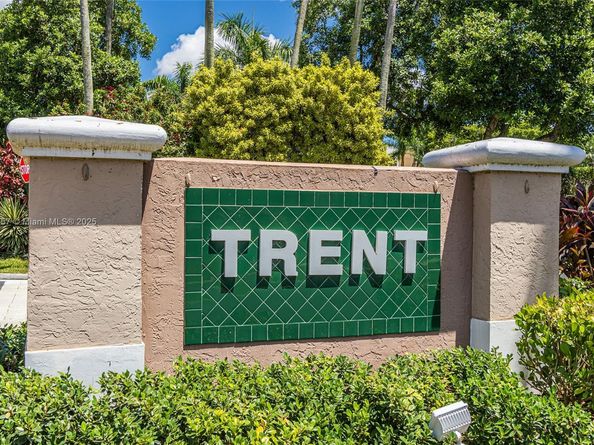 7702 Trent Dr 408, Tamarac FL 33321