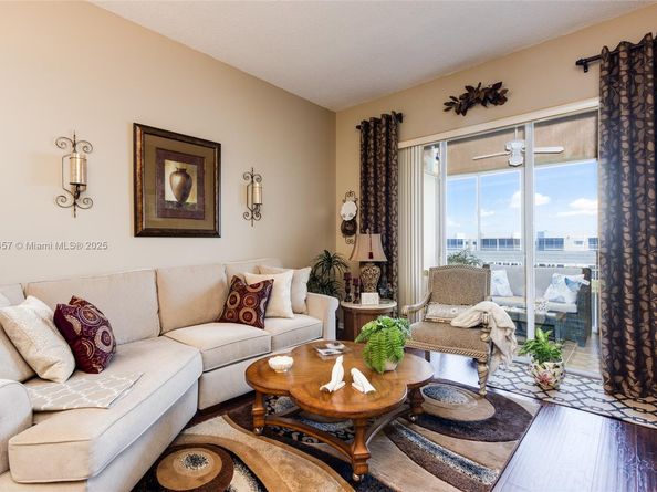 7702 Trent Dr 408, Tamarac FL 33321