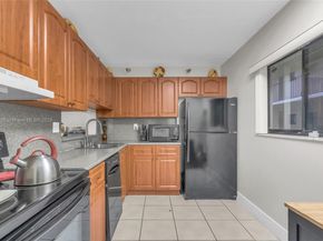 8760 SW 133rd Ave Rd 108, Miami FL 33183