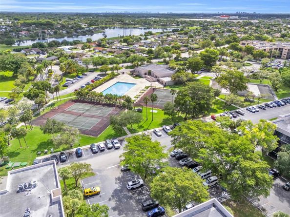8760 SW 133rd Ave Rd 108, Miami FL 33183