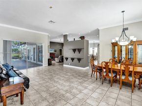 10828 NW 5th St, Plantation FL 33324