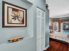 10828 NW 5th St, Plantation FL 33324