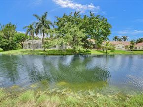 10828 NW 5th St, Plantation FL 33324