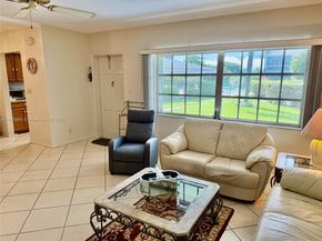 930 SE 9th Ave 8, Pompano Beach FL 33060