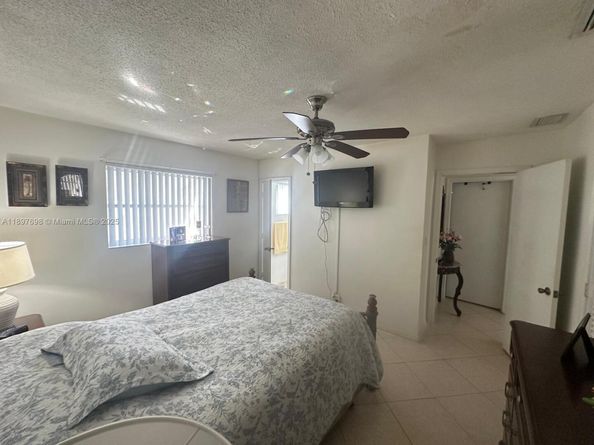 4615 NW 47th St, Tamarac FL 33319