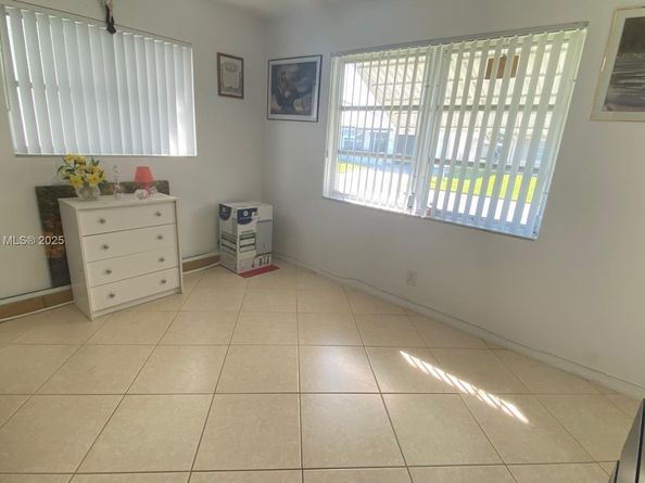 4615 NW 47th St, Tamarac FL 33319