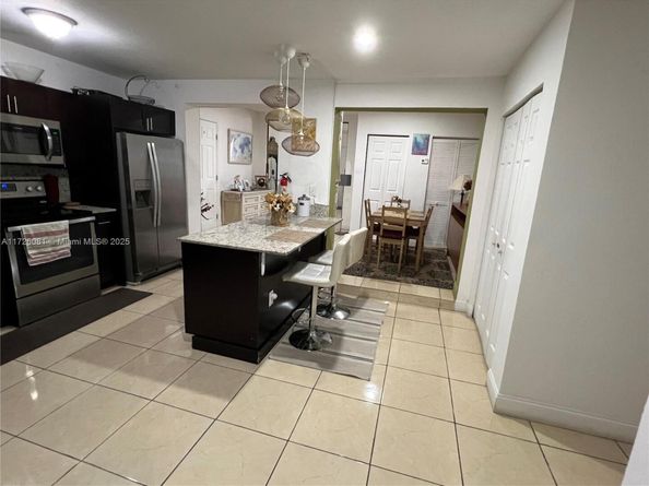 720 NW 30th Ave, Miami FL 33125