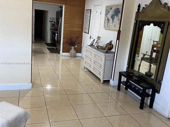 720 NW 30th Ave, Miami FL 33125