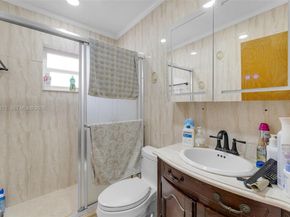 Undisclosed Address #A11959171, South Miami FL 33155