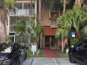 8405 NW 8th St 304, Miami FL 33126
