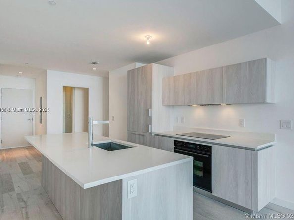 480 NE 31st St 1002, Miami FL 33137