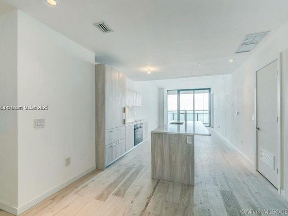 480 NE 31st St 1002, Miami FL 33137