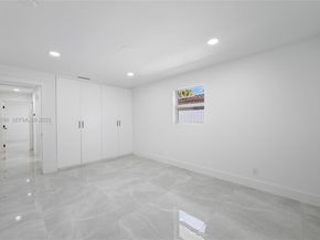 1218 Lincoln St, Hollywood FL 33019