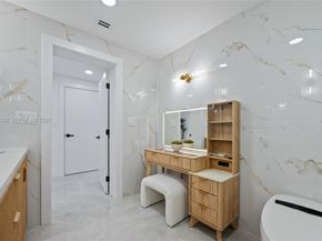 1218 Lincoln St, Hollywood FL 33019