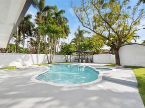 1218 Lincoln St, Hollywood FL 33019