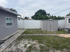 7321 Johnson St, Hollywood FL 33024