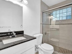 7321 Johnson St, Hollywood FL 33024