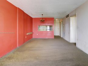 1990 Marseille Dr 501, Miami Beach FL 33141
