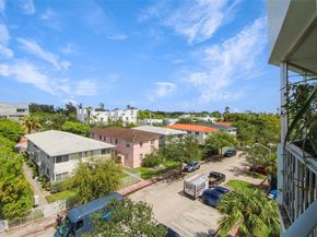 1990 Marseille Dr 501, Miami Beach FL 33141