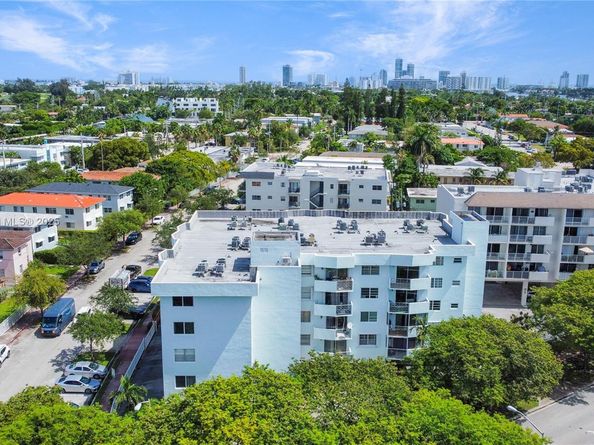 1990 Marseille Dr 501, Miami Beach FL 33141