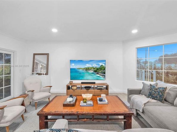 343 NW 23rd St, Boca Raton FL 33431