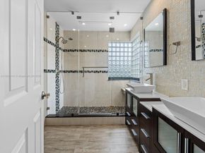 171 NW 152nd Ave, Pembroke Pines FL 33028