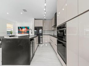 171 NW 152nd Ave, Pembroke Pines FL 33028