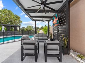 171 NW 152nd Ave, Pembroke Pines FL 33028