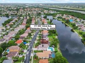 171 NW 152nd Ave, Pembroke Pines FL 33028