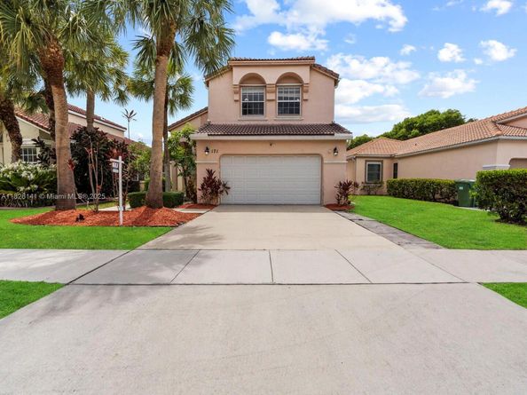 171 NW 152nd Ave, Pembroke Pines FL 33028