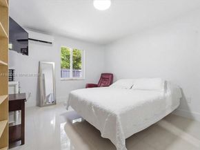 3345 SW 109th Ct, Miami FL 33165