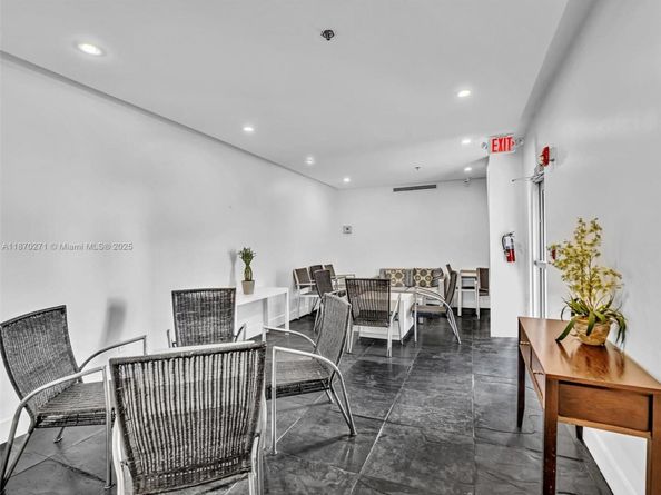 1300 Alton Rd 3C, Miami Beach FL 33139