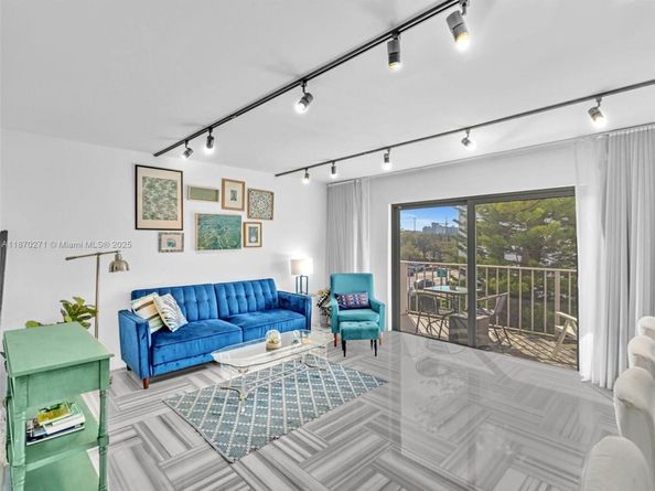 1300 Alton Rd 3C, Miami Beach FL 33139