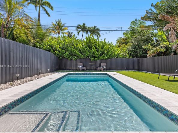 1116 NE 10th Ave, Fort Lauderdale FL 33304