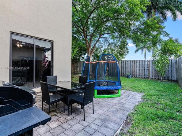 158 NE 23rd Ter, Homestead FL 33033
