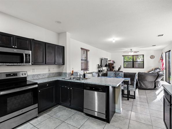 158 NE 23rd Ter, Homestead FL 33033